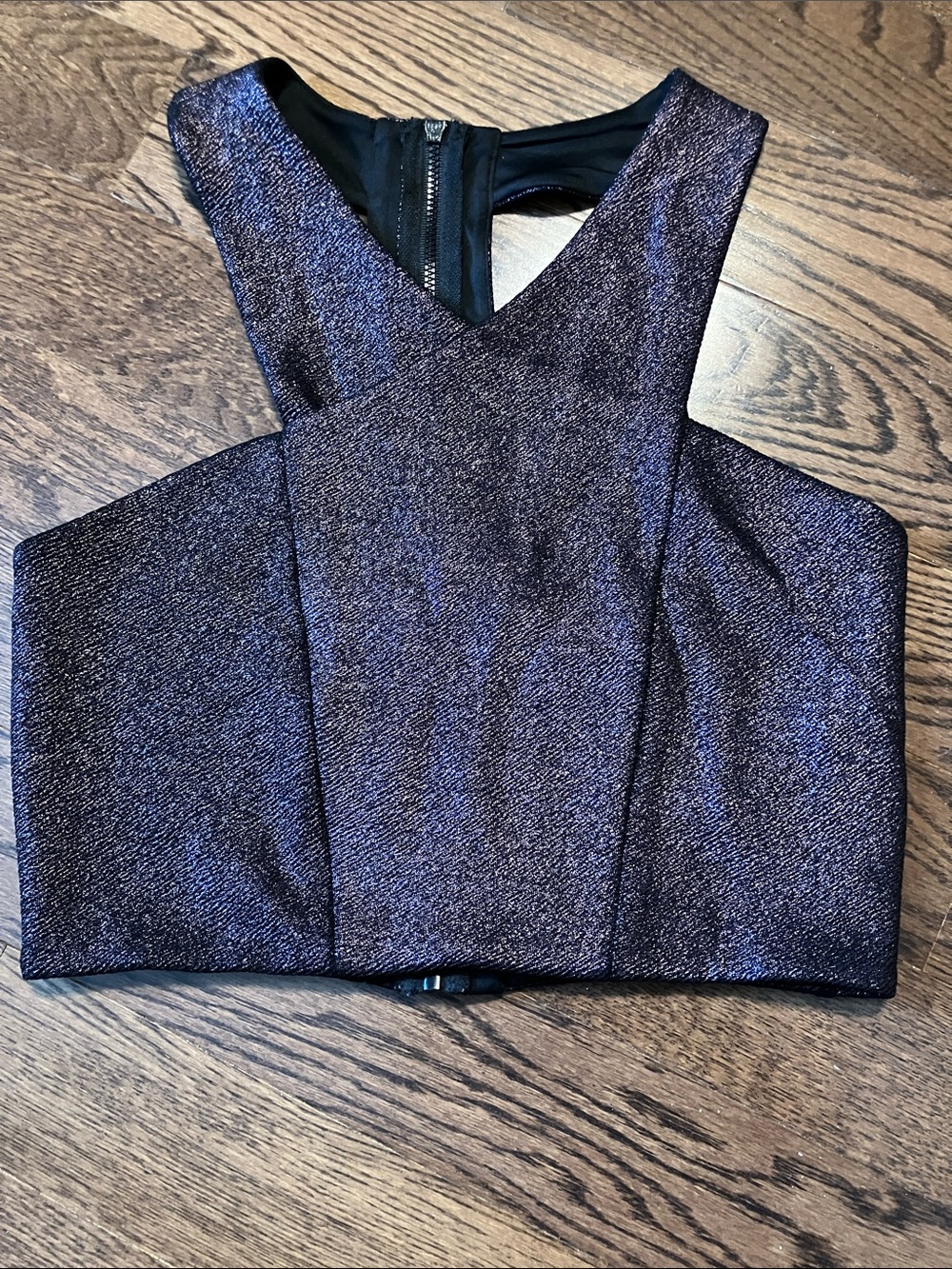 NWOT- One of a kind Metallic Plum Sleeveless Cropped Tank Top w free gift - Picture 7 of 11